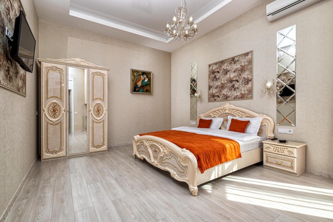 2 Bedroom Apartment Tykha Street City Center With Parking Place ลวีฟ ภายนอก รูปภาพ
