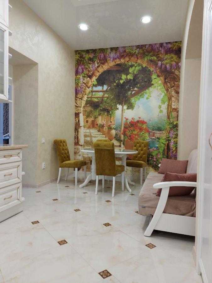 2 Bedroom Apartment Tykha Street City Center With Parking Place ลวีฟ ภายนอก รูปภาพ